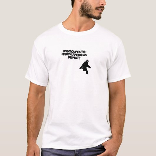 ONGEDOCUMENTEERDE NOORD-AMERIKAANSE PRIMAAT T-SHIRT (Voorkant)