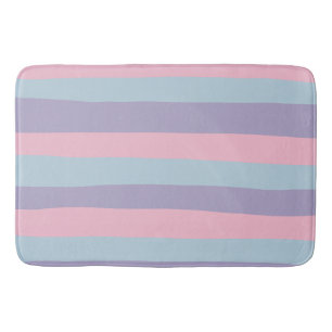 Ongelijke strepen in blauw, roze en lila badmat