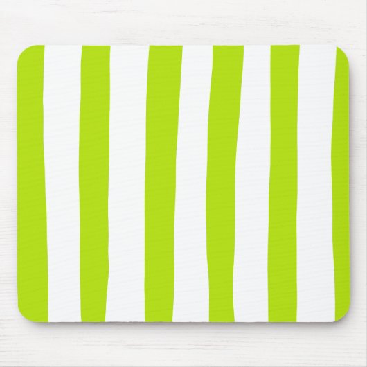 Ongelijke strepen in Lime Groen en Wit Muismat (Voorkant)