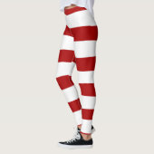 Ongelijke strepen in rood en wit leggings (Links)