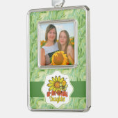 Ongelofelijke Dochtersoonbloemen en bijen Verzilverd Omlijst Ornament (Links)