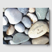 Ongewone Stijlvolle Rustieke Pebbles Natuur Weddin Gastenboek (Achterkant)