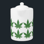 Onkruidblad gepersonaliseerd theepot<br><div class="desc">Weed Leaf Gepersonaliseerde theepot beschikt over rijen wietbladeren. Personaliseer het door de afbeeldingen,  achtergrond,  kleuren te wijzigen of uw eigen tekst toe te voegen. Sommige mensen zullen  bladeren zien. Sommige mensen zullen zien hoe bijzonder uw unieke geschenk is.</div>
