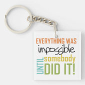 Onmogelijk tot iemand het deed sleutelhanger (Voorkant)