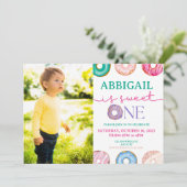 Ono Sweet Donut 1st Birthday Party Foto Kaart (Staand voorkant)