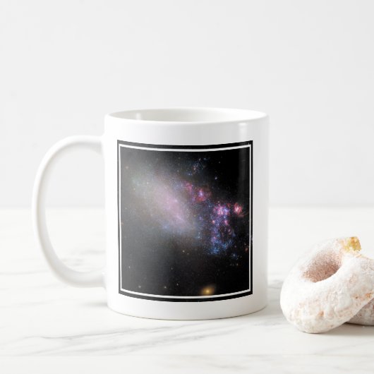 Onregelmatige Galaxy NGC 4485 Koffiemok (Met donut)