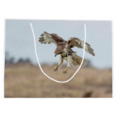 Onrijpe Rode Hawk Hovering Large Cadeautasje (Achterkant)