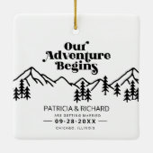 Ons avontuur begint buitenshuis met bruiloft en be keramisch ornament (Achterkant)