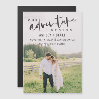 Ons avontuur begint de Foto van het Manuscript spa Magnetische Uitnodiging