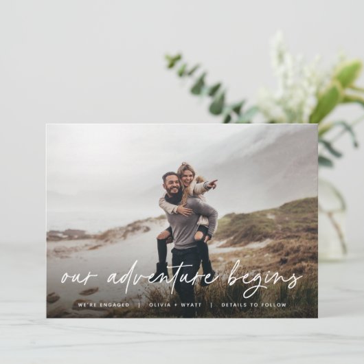 Ons avontuur begint | Foto-Verloving Aankondiging (Staand voorkant)