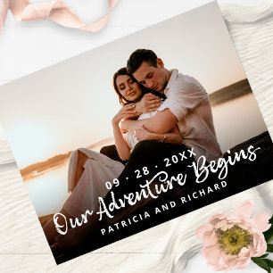 Ons Avontuur Begint Trouw Save The Date Foto Briefkaart