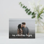 Ons avontuur Save the Date moderne chique foto Aankondigingskaart (Staand voorkant)