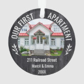 Ons eerste appartement 2023 aangepaste naam & 2 fo ornament (achterkant)