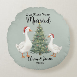 Ons Eerste Getrouwde Jaar Gans Aangepaste Kerstmis Rond Kussen