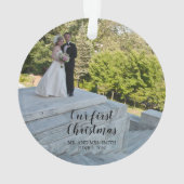 Ons eerste kerstbruiloft Foto Elegant Script Ornament (achterkant)