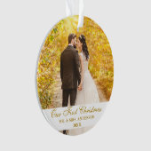 Ons eerste kerstbruiloft-foto Gold-script Ornament (voorkant)