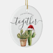 Ons eerste kerstcadeau samen met een cactus keramisch ornament (Rechts)