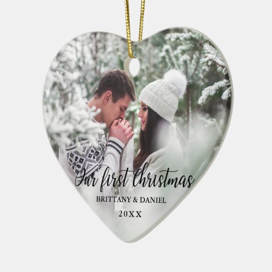 Ons eerste kerstcadeaufotohart keramisch ornament (Links)