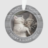 Ons eerste kerstfeest 2-gezelschapsfotografie grij ornament (voorkant)