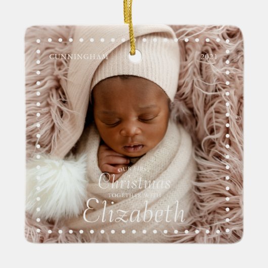 Ons eerste kerstfeest in combinatie met een modern keramisch ornament (Voorkant)