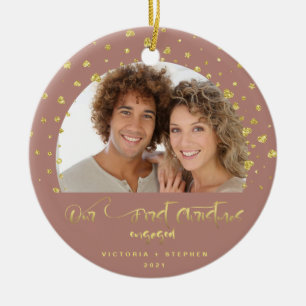 Ons eerste kerstfeest met foto Gold Hearts Keramisch Ornament