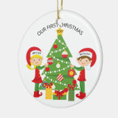 Ons eerste kerstfeest op maat keramisch ornament (Links)