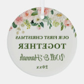 Ons eerste kerstfeest samen gepersonaliseerd paar glas ornament (Achterkant)