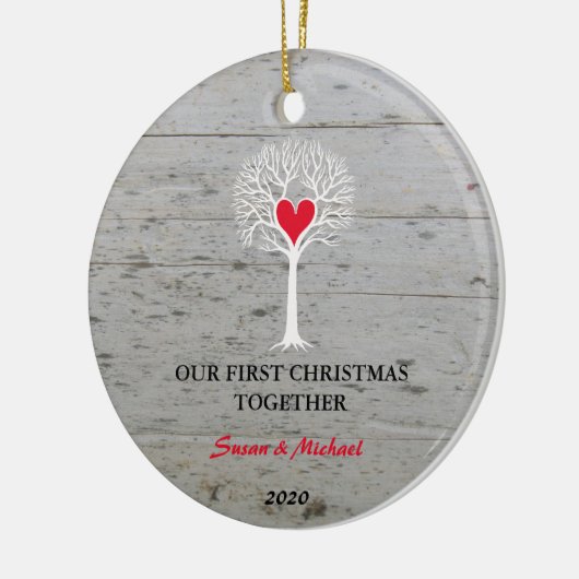 Ons eerste kerstfeest samen liefdesboomdrift keramisch ornament (Links)