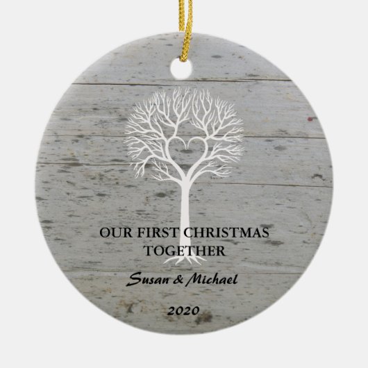 Ons eerste kerstfeest samen liefdesboomdrift keramisch ornament (Voorkant)