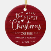 Ons eerste kerstfeest samen met Rustic Farmhouse R Keramisch Ornament (Voorkant)