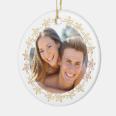 Ons eerste kerstfoto Gold Flower-Lijst Keramisch Ornament (Links)