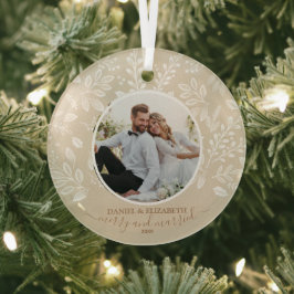 Ons eerste kerstfoto Ivory Glass Ornament