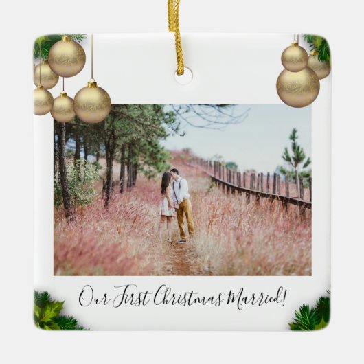 Ons eerste kersthuwelijk keramisch ornament (Voorkant)