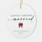 Ons eerste kersthuwelijk keramisch ornament (Links)