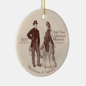 Ons eerste kersthuwelijk met een  echtpaar keramisch ornament (Rechts)