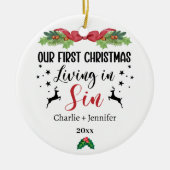 Ons eerste kerstleven in Sin Funny Couple Keramisch Ornament (Voorkant)