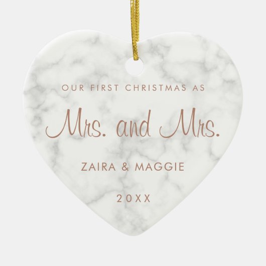 Ons eerste kerstmarmer Roos Gold Lesbian Keramisch Ornament (Voorkant)