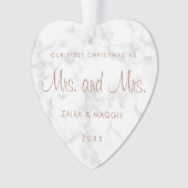 Ons eerste kerstmarmer Roos Gold Lesbian Ornament (voorkant)