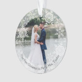 Ons Eerste Kerstmis Getrouwd Dhr. en Mevrouw Sneeu Ornament (voorkant)