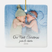 Ons eerste kersttweelingjaar met foto-overlay: jaa keramisch ornament (Achterkant)