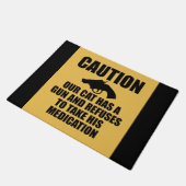 Ons katje heeft een Pistool Deurmat (Schuin)