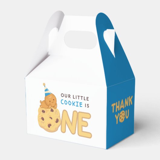 Ons kleine koekje is een eerste verjaardagsgunst bedankdoosjes (Voorkant Zijde)