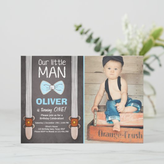 Ons kleine Man Verjaardag Uitnodiging Jongen Bow S (Staand voorkant)