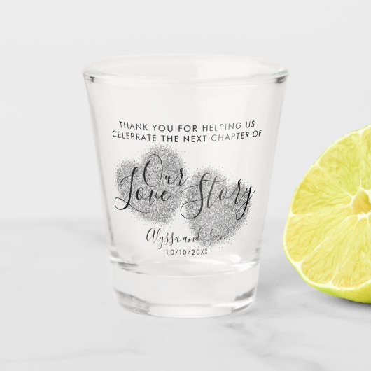 Ons liefdesverhaal Zilver Glitter Hearts Weddensch Shot Glas (Voorkant)