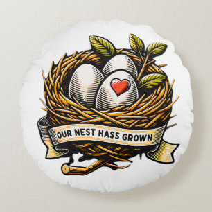 Ons nest is gegroeid uit liefde voor het gezin rond kussen