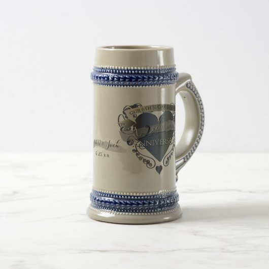 Ons zesde Jubileum voor suiker en ijzerbruiloft Bierpul (Voorkant rechts)