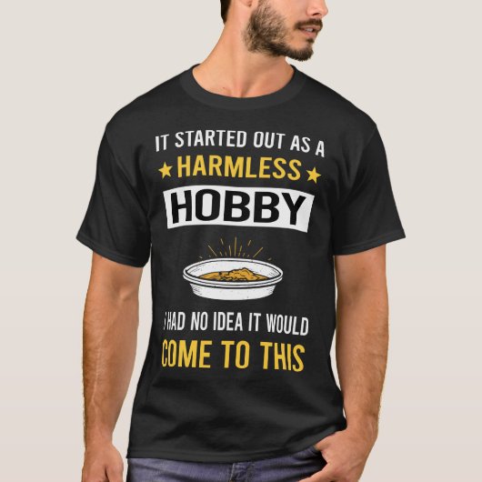 Onschadelijke Hobby Gold Panning Panner T-shirt (Voorkant)