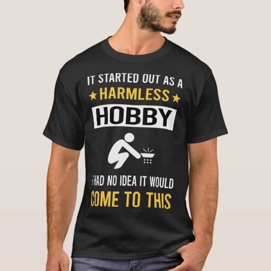 Onschuldige Hobby Fossicking Fossick T-shirt (Voorkant)