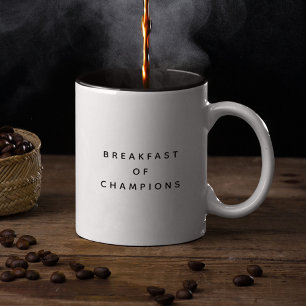 Ontbijtende Funny Breakfast van Champions Quote Tweekleurige Koffiemok