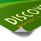 Ontdek Bigfoot in de kleurrijke bergen Poster (Hoek)